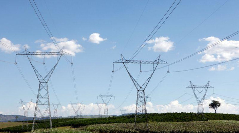 BRASIL | Governo prepara MP que pode autorizar racionamento de energia
