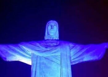 TAMBAÚ | Em homenagem ao Padre Donizetti, Cristo Redentor do Rio de Janeiro fica azul