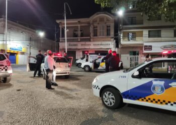 Vargem Grande do Sul | autoridades fiscalizam área central da cidade