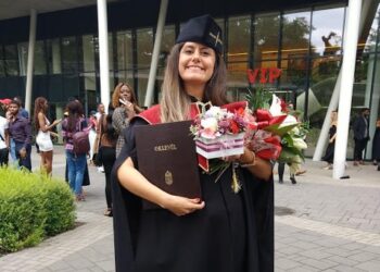 MUNDO| Poços-caldense se torna a 1ª estudante internacional a se formar no Instituto de Earth Sciences da Unviersidade de Debrecen