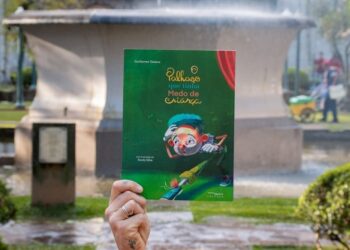 POÇOS DE CALDAS | Para quebrar imagem de terror, artista aborda a vida do palhaço em livro infantil