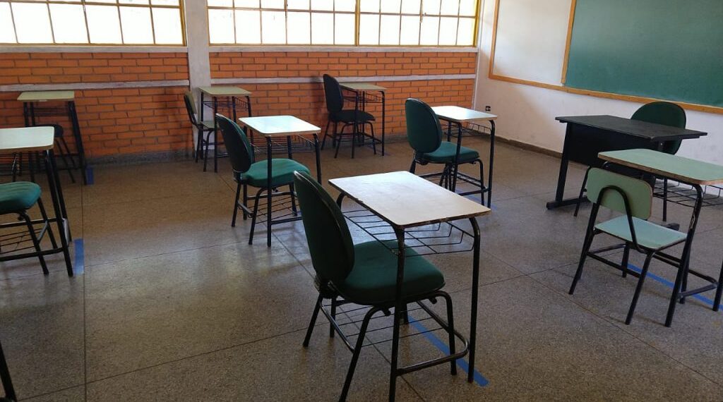POÇOS DE CALDAS | Prefeitura divulga lista de escolas ‘aptas’ para aulas presenciais