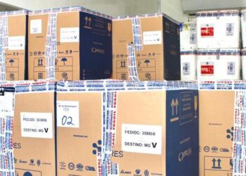 MINAS GERAIS | Estado recebe doses para vacinar caminhoneiros, trabalhadores da indústria e pessoas com 55 a 59 anos