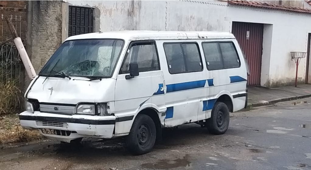 POÇOS DE CALDAS | Projeto de Lei determina prazo para retirada de veículos e carcaças abandonadas em vias públicas