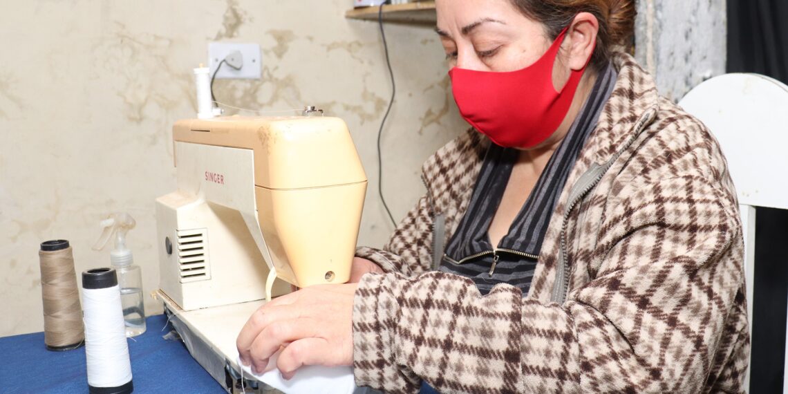 POÇOS DE CALDAS |  Projeto Máscara + Renda atende 10 novas costureiras da Zona Sul