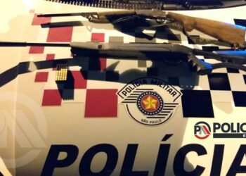 CASA BRANCA | Jovem é preso com espingarda em distrito