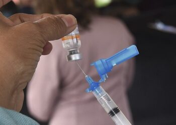 MINAS GERAIS | Governo antecipa calendário, e adultos serão vacinados até setembro