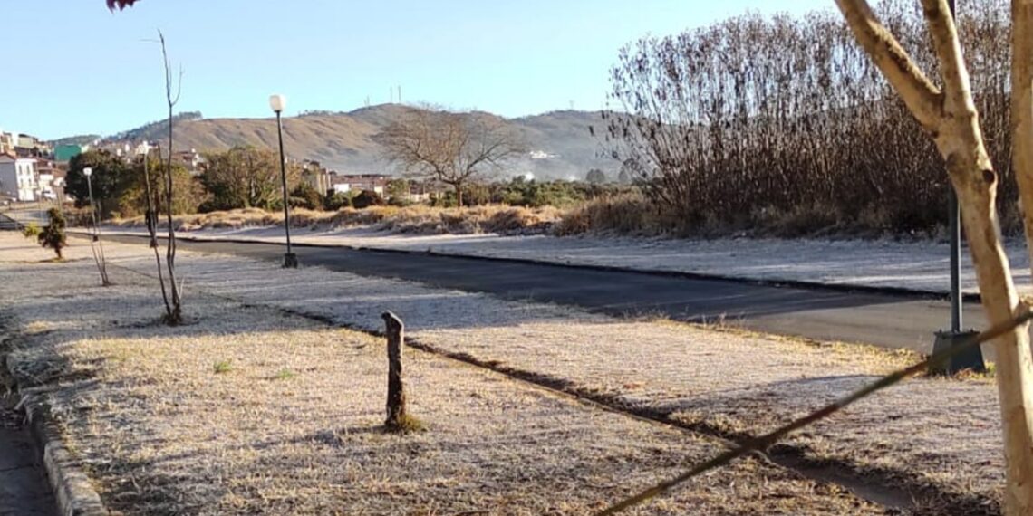POÇOS DE CALDAS | Temperatura de -1º é registrada na cidade