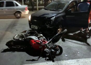POÇOS DE CALDAS | Colisão deixa motociclista ferido no County Club