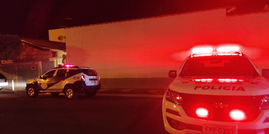 AGUAÍ | Em assalto, criminosos matam um guarda civil e são mortos em troca de tiros