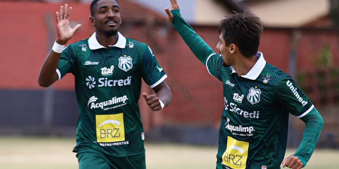 FUTEBOL | Com três gols de Gabriel Santos, Caldense goleia Águia Negra por 6×0