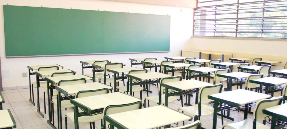 MINAS GERAIS | Escolas da rede estadual retornam às aulas nesta terça