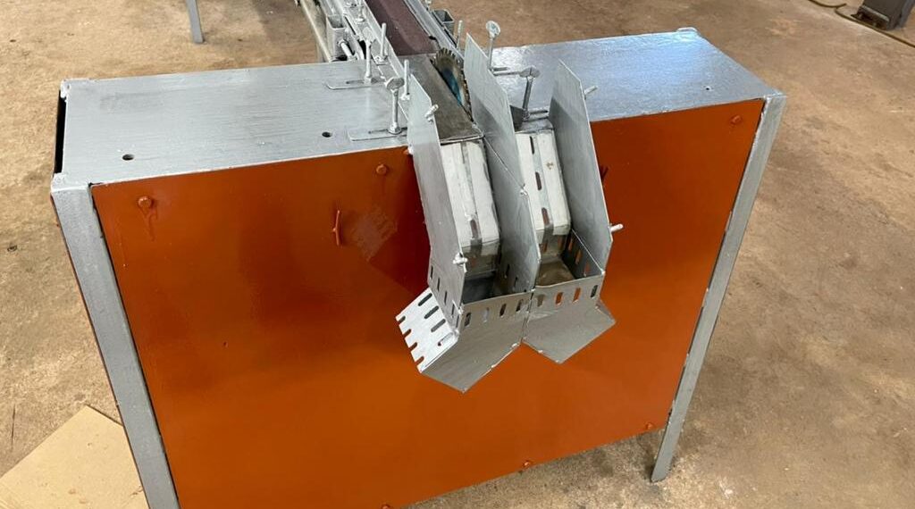 LAVRAS | UFLA desenvolve máquina de destruir cigarros contrabandeados em parceria com a Receita Federal