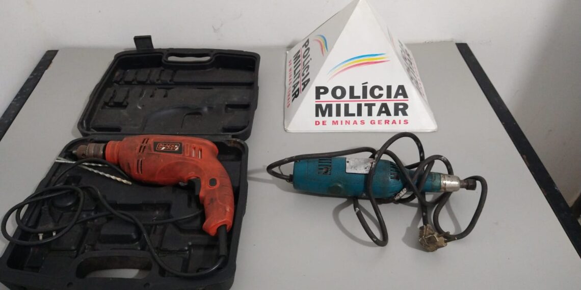 Mãe e filho são detidos suspeitos de furto em Santa Rita de Caldas