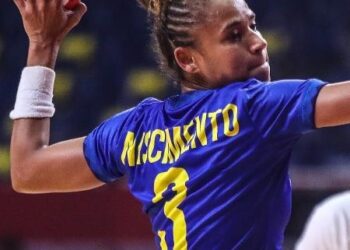 OLIMPÍADAS | Handebol feminino brasileiro perde para França e deixa competição