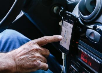 POÇOS DE CALDAS | Proposta sugere utilização de vagas de zona azul durante espera de passageiros