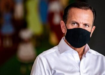 SÃO PAULO | Dória afirma que governo enviou menos doses de vacina e fala em ‘boicote’