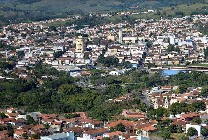 Mais um túnel na região!