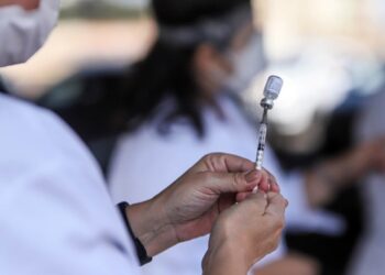 Cidade da região vacina crianças de 12 anos contra Covid nesta segunda