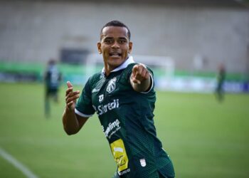 Mariotto se despede da Caldense após receber proposta do futebol Árabe