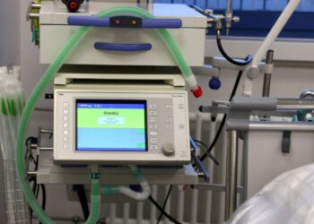 Taxa de ocupação de leitos de UTI em Poços cai para 15,05%