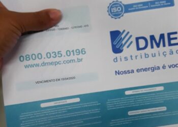 Bolsonaro aprova inclusão automática de famílias de baixa renda na Tarifa Social de Energia Elétrica