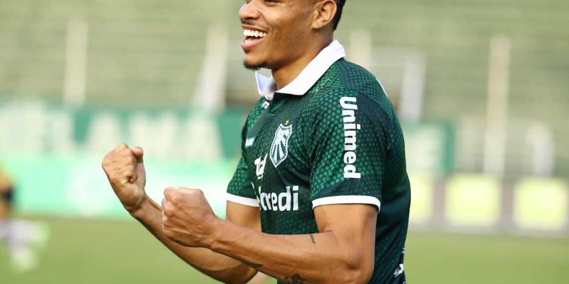 Caldense vence o Aparecidense dentro de casa