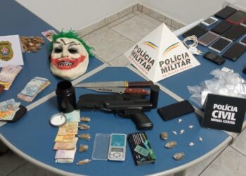 11 pessoas são detidas suspeitas de tráfico de drogas