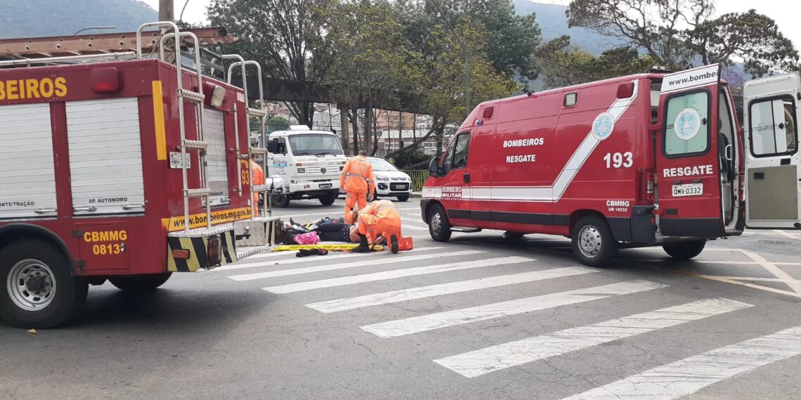 Ciclista é atropelada em avenida de Poços de Caldas