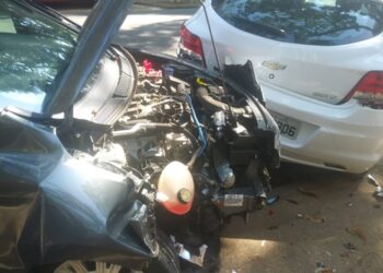Motorista passa mal e causa acidente no Country Club