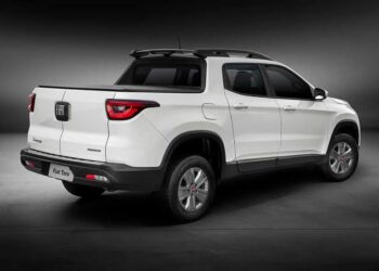 Homem pede pra fazer “test-drive” e foge com caminhonete