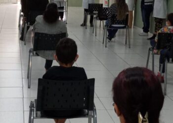 Palestras sobre o câncer de mama e o câncer do colo de útero são realizadas em Poços de Caldas