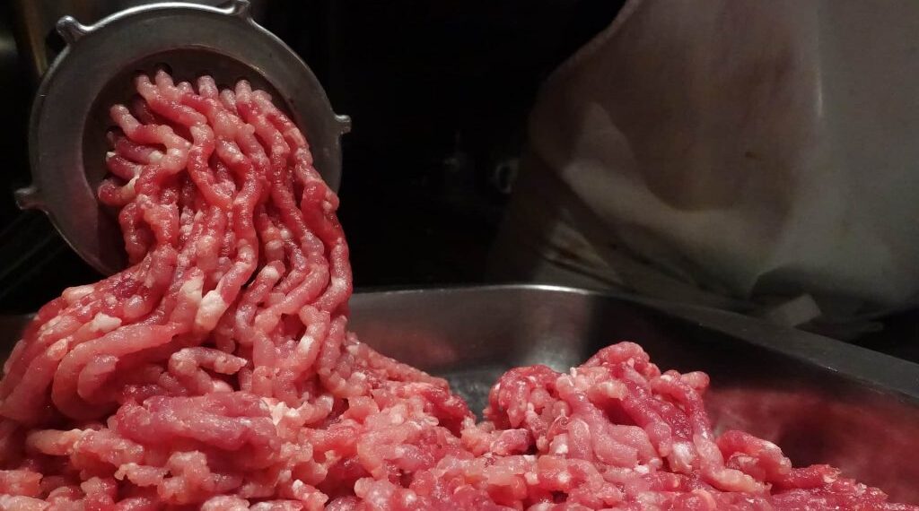 Governo propõe regras de qualidade para venda de carne moída