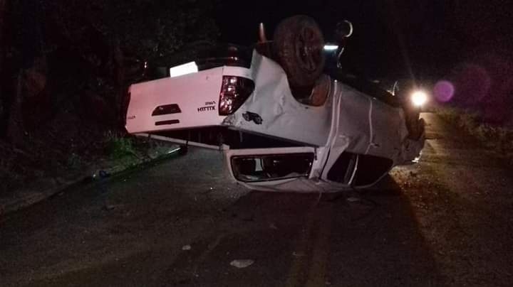 Capotamento é registrado na MG-455 durante a madrugada