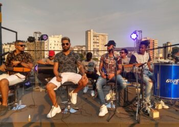 Em novo show, gravado no terraço da Onda, grupo Daquele Jeito comemora 13 anos