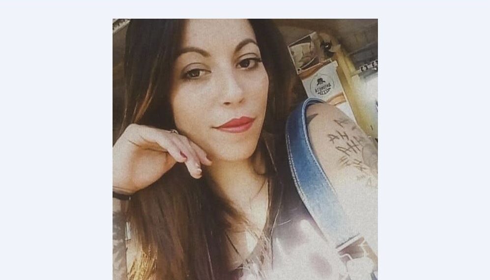 Jovem de 26 anos morre após acidente entre moto e carro na MG-455