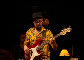 Raphael Du Valle estreia show digital para divulgação do novo disco em Poços