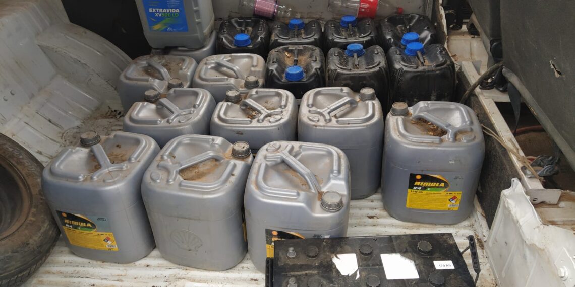 Trio é detido com materiais furtados