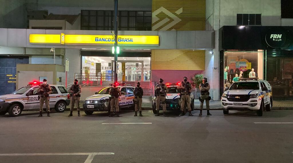 PM realiza operação preventiva de combate a criminalidade em Poços de Caldas