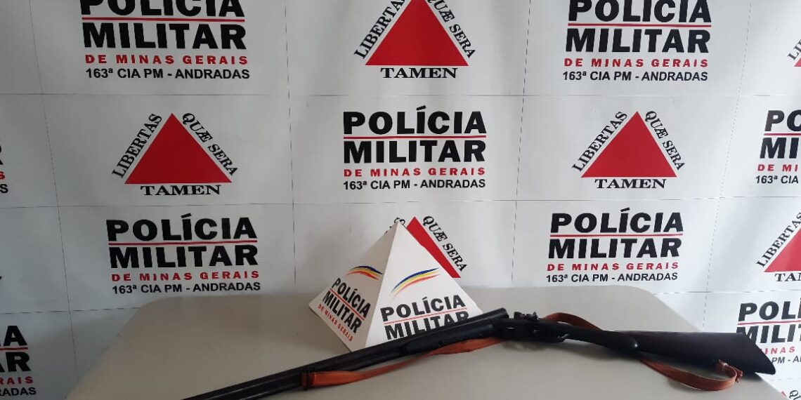 Patrulha de Prevenção à Violência Doméstica da PM prende homem e apreende sua arma em Andradas