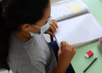 Escolas de Poços serão autorizadas a receber 100% dos alunos a partir do dia 08/11