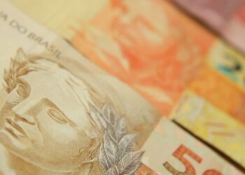 Auxílio Emergencial Mineiro é pago para nascidos em julho e agosto nesta terça