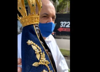 Em comemoração ao Dia de Nossa Senhora Aparecida, Paróquia realiza carreata em Poços de Caldas