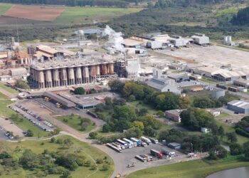 Através de estudo de rompimento hipotético de áreas de resíduos, Alcoa de Poços cadastra moradores