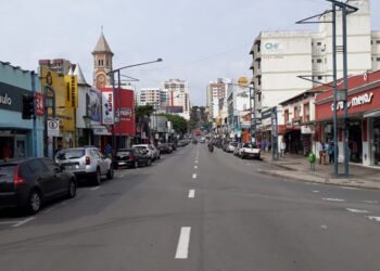 Associação Comercial divulga sugestão de horário especial de Natal em Poços de Caldas