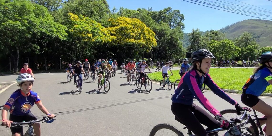 Passeio ciclístico ‘ Na Onda da Bike’ também marca aniversário de 149 anos de Poços de Caldas