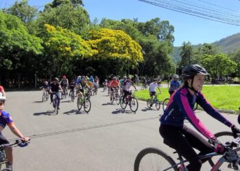 Passeio ciclístico ‘ Na Onda da Bike’ também marca aniversário de 149 anos de Poços de Caldas