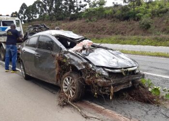 Acidente é registrado na BR-267 em Poços de Caldas