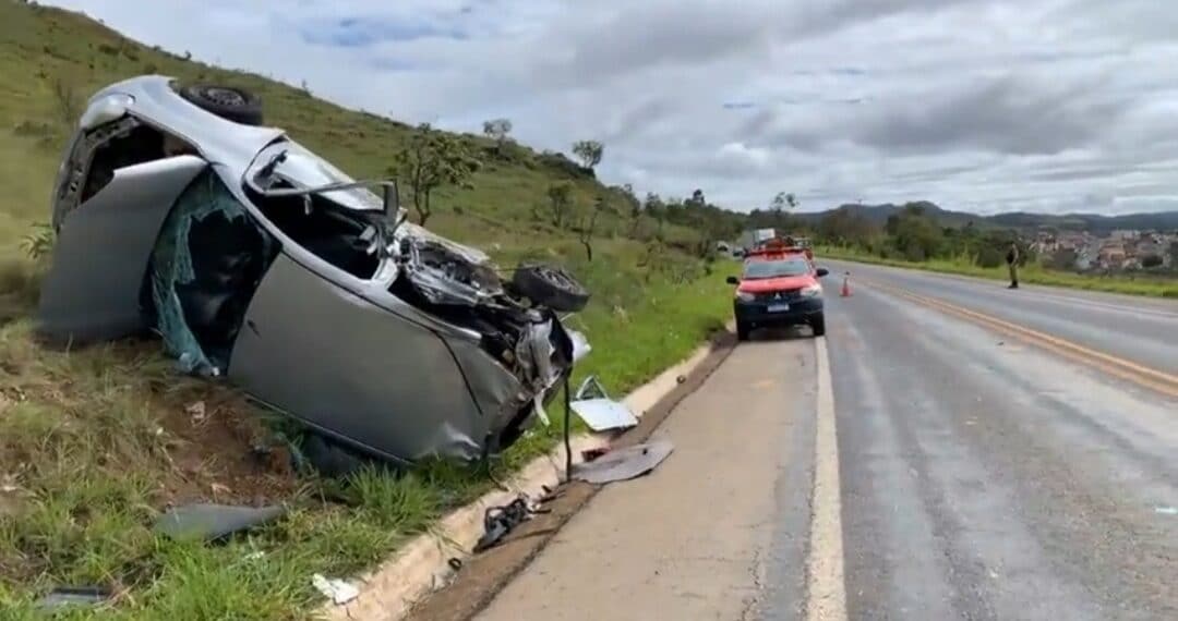 Acidente deixa três feridos na Rodovia do Contorno em Poços de Caldas
