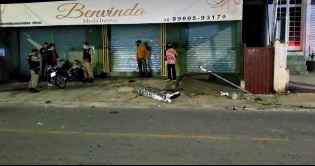 Homem morre após ser atropelado por moto em Poços de Caldas